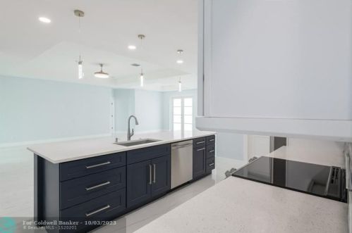 2470 Webster Ln, Fort Pierce FL 34953-5751 exterior