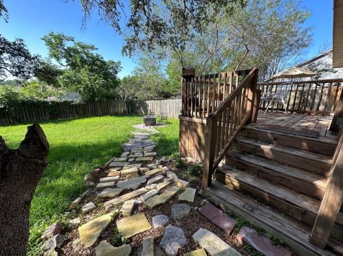 363 Fantail Loop, Austin TX 78734-4870 exterior