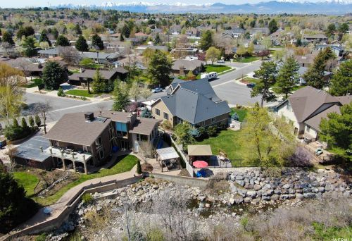 2161 Lorita Way, Sandy UT 84093-6514 exterior