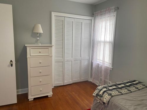 3953 57, Milwaukee WI 53220-2636 exterior