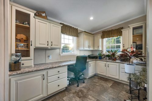 1 Rex Dr, Concord NH 03303-4166 exterior