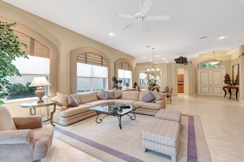 56 Is Dr, Boynton Beach FL 33435-3338 exterior