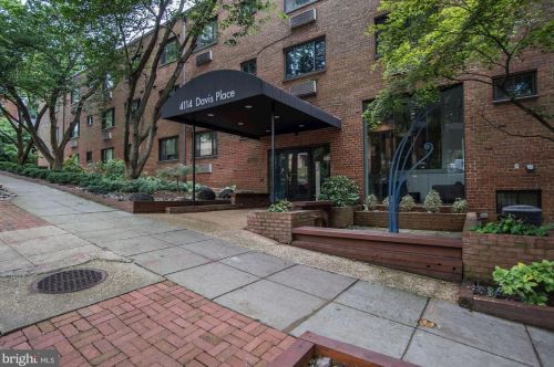 4114 Davis Pl, Washington, DC 20007-1251