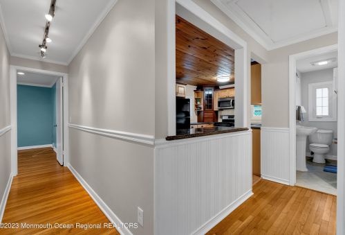 1502 River Ave, Point Pleasant Beach NJ 08742-4366 exterior