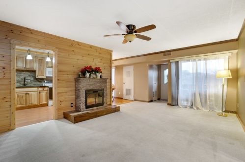 1104 Charlemagne Cir, Pittsburgh, PA 15237-2901