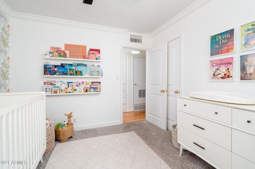 3842 50th Pl, Phoenix AZ 85018-4413 exterior