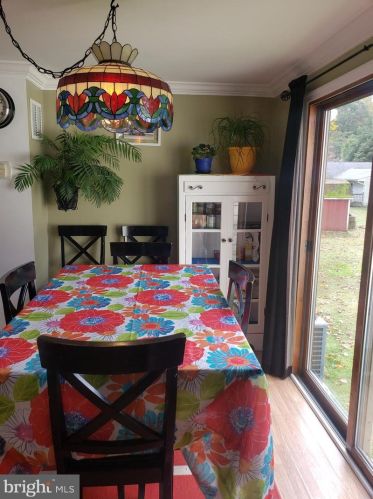 860 Pat Ln, Huntingtown MD exterior