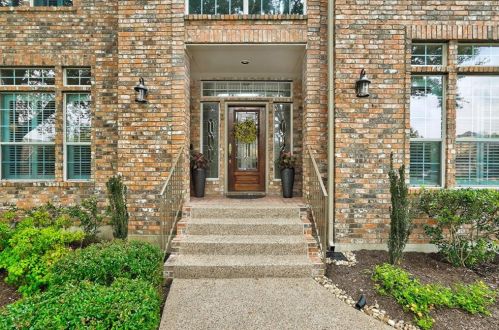 10246 Dianella Ln, Austin, TX 78759-3039