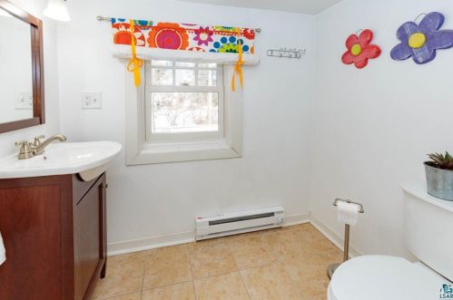 2511 5 St, Duluth MN 55806-1511 exterior