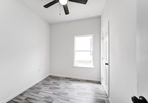 16401 Eastchase, Montgomery TX 77316-6703 exterior