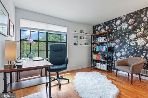 50 Danielle Ct, Trenton NJ  08648-1451 exterior