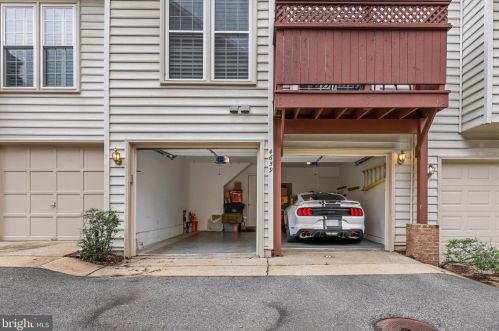 4659 Lambert Dr, Alexandria VA  22311-4942 exterior