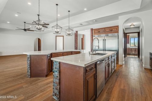 36648 27th Ave, Phoenix AZ 85086-8747 exterior