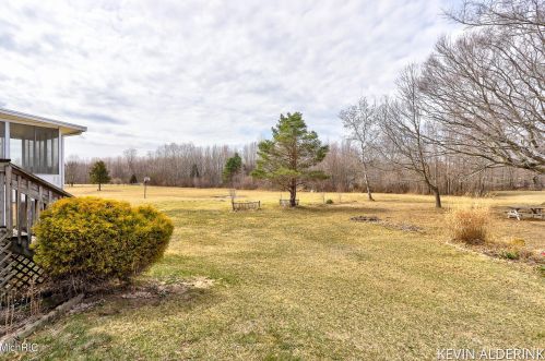 1892 56th St, Fennville MI 49408-8508 exterior