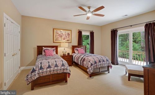 624 Live Oak Dr, Mc Lean VA 22101-1563 exterior