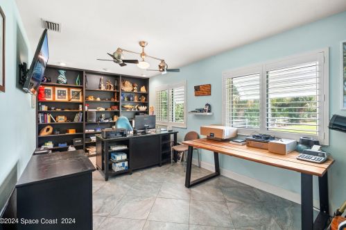 2945 Newfound Harbor Dr, Merritt Island FL 32952-2861 exterior