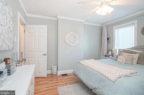 1321 Berks St, Philadelphia PA  19125-2813 exterior