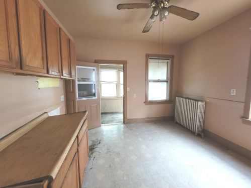 130 9 Ave, Broadview IL 60153-1531 exterior