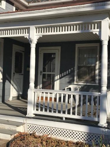 20 Maple St, Enfield CT 06082-4615 exterior