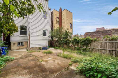 308 Palisade Ave, Union City NJ 07087-5209 exterior