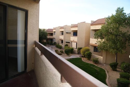 2228 52nd St, Phoenix AZ  85008-3443 exterior