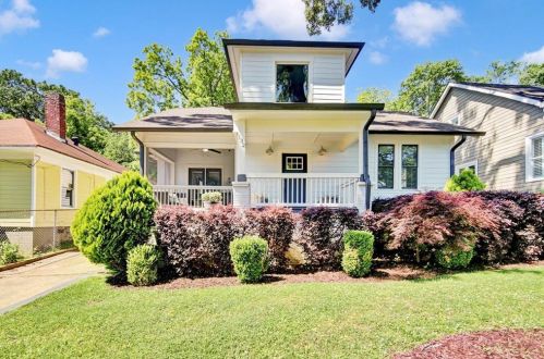 132 Holiday Ave, Atlanta, GA 30307-2612