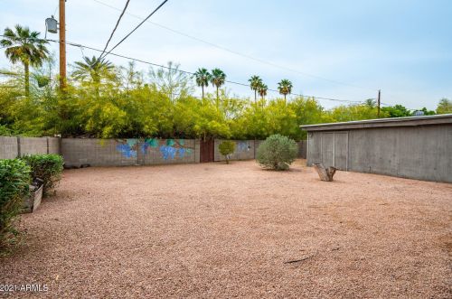 1826 43rd St, Phoenix AZ 85050-8770 exterior