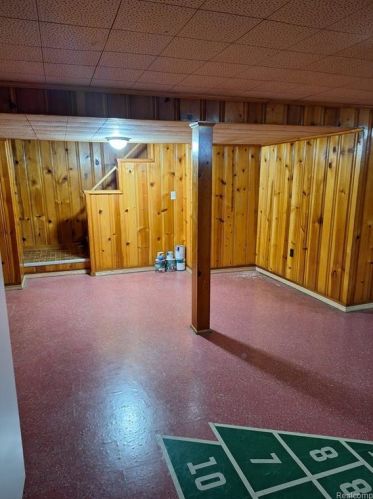 6865 Drexel St, Dearborn Heights MI  48127-2214 exterior