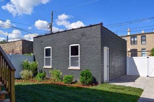 4934 Claremont Ave, Chicago IL  60625-1912 exterior