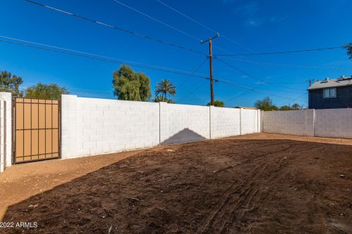 1832 Cypress St, Phoenix AZ 85006-1837 exterior