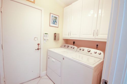 12688 Coral Lk Dr, Boynton Beach FL 33437-4192 exterior