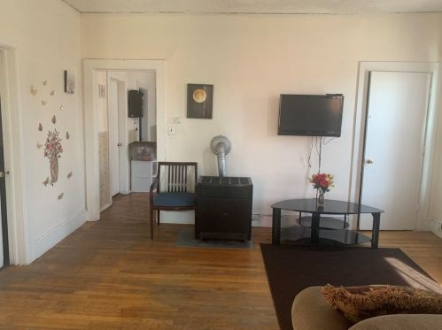 33 Vernon St, Worcester MA 01610-1919 exterior