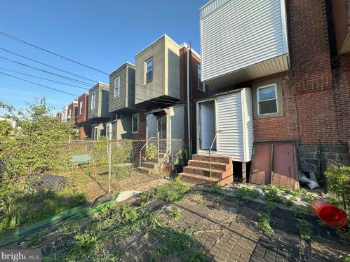 5627 Larchwood Ave, Philadelphia PA 19143-1909 exterior