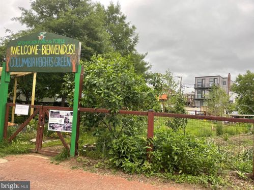 1106 Monroe St, Washington DC 20010-2014 exterior