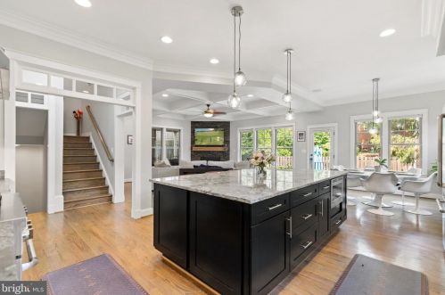 4815 15 St, Arlington VA 22205-2620 exterior