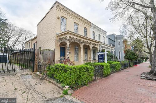 217 6 St, Washington DC 20003-1135 exterior