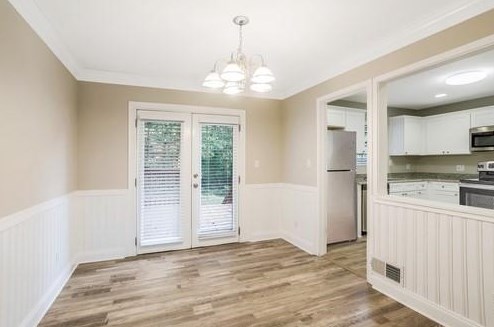 5912 Christopher Ln, Lithonia GA  30058-5618 exterior