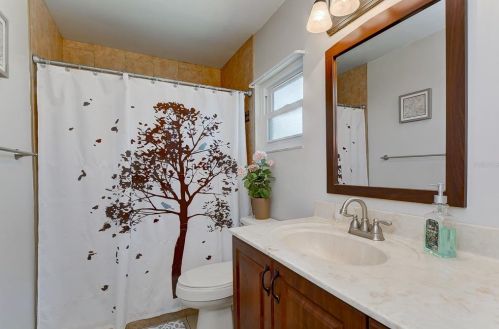 12527 Cardiff Dr, Tampa FL  33625-6593 exterior