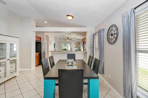 11437 Crestlake Village Dr, Riverview, FL 33569-2939