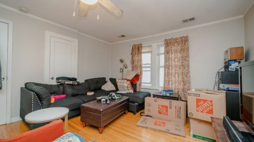 3133 Lyndale St, Chicago IL 60647-2823 exterior