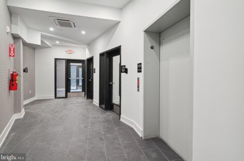 2400 Frankford Ave, Philadelphia PA  19125-1611 exterior