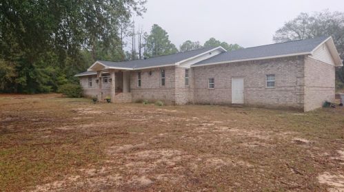 5260 Green Springs Dr, Milton, FL 32583-7105