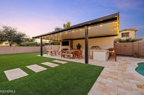 14 Blue Ridge Way, Chandler AZ  85248-5126 exterior