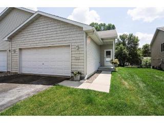 835 Ravoux Cir, Chaska, MN 55318-2406