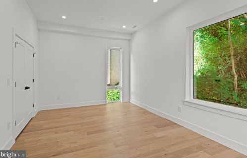 4315 Boone St, Philadelphia PA 19128-5003 exterior