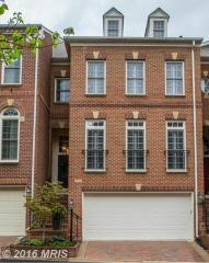 715 Hawkins Way, Alexandria VA  22314-6201 exterior