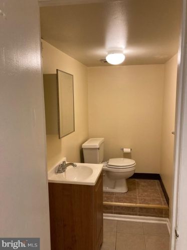 788 2nd St, Philadelphia PA 19122-2602 exterior