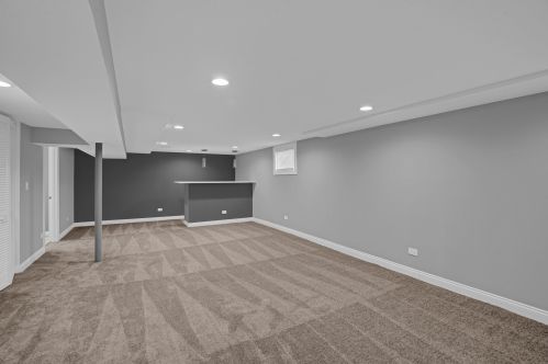 520 127th Pl, Chicago IL 60628-7100 exterior