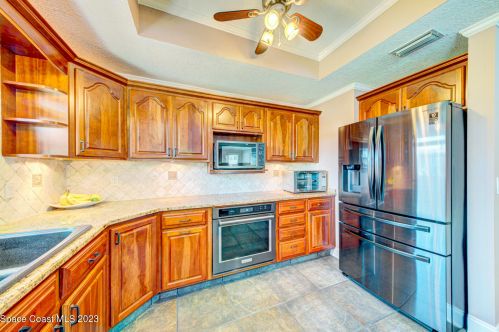 2390 Sykes Crk Dr, Merritt Island FL 32953-2954 exterior