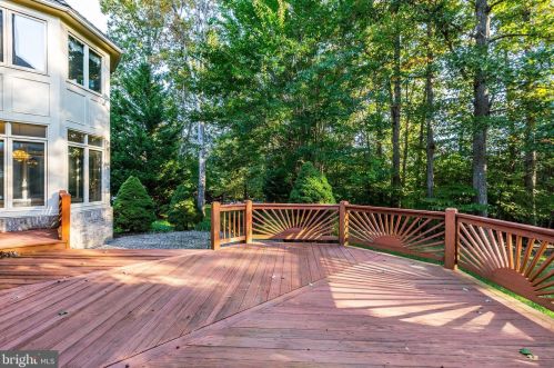 9820 Avenel Farm Dr, Rockville MD 20854-5410 exterior